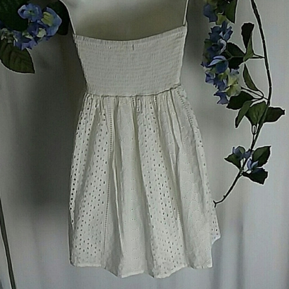 Kimchi Blue Lined Eyelet Strapless Dress Eggshell Size Medium - Picture 5 of 16